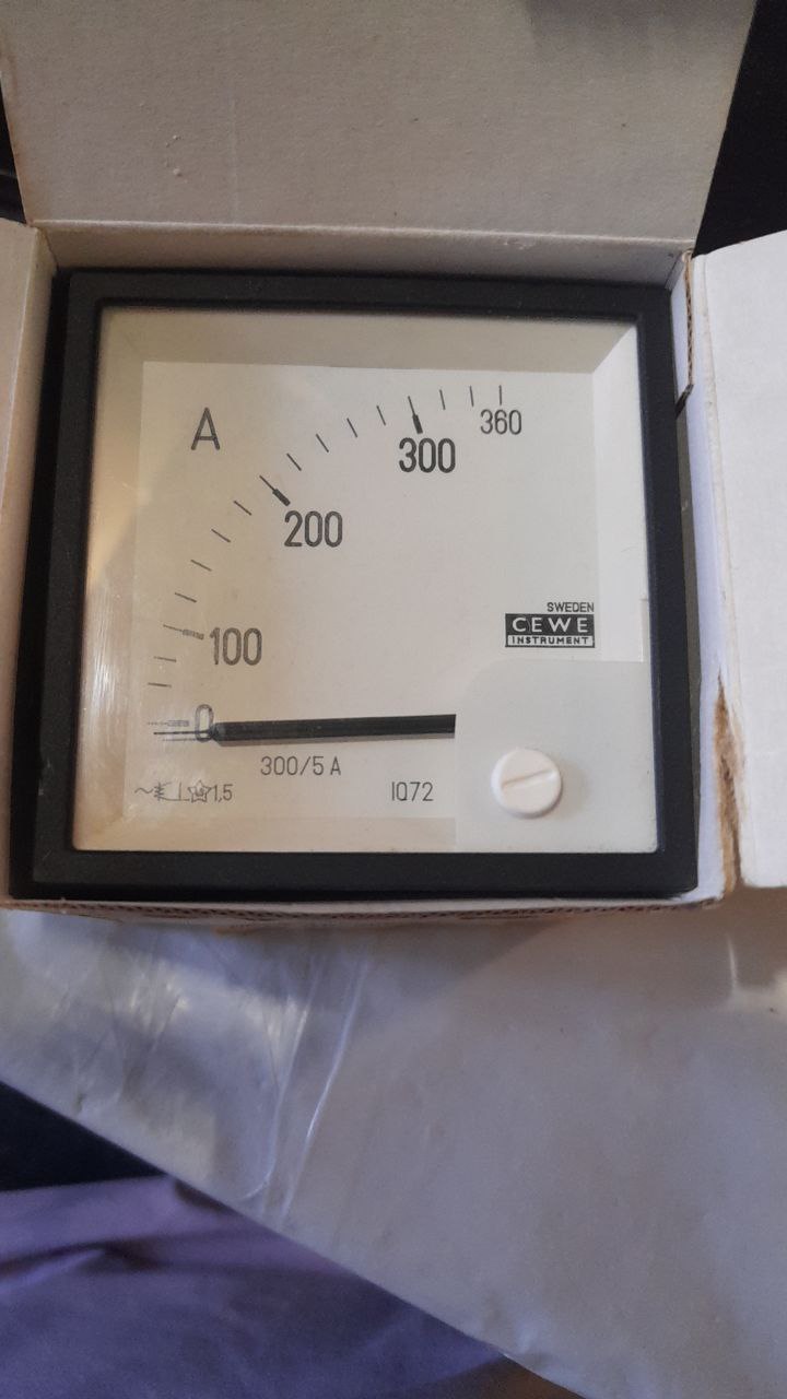 8783