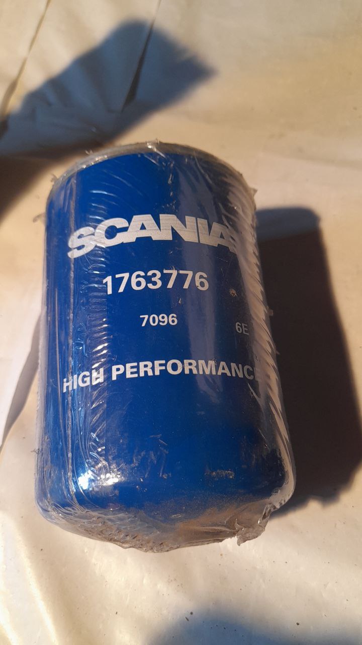 1763776