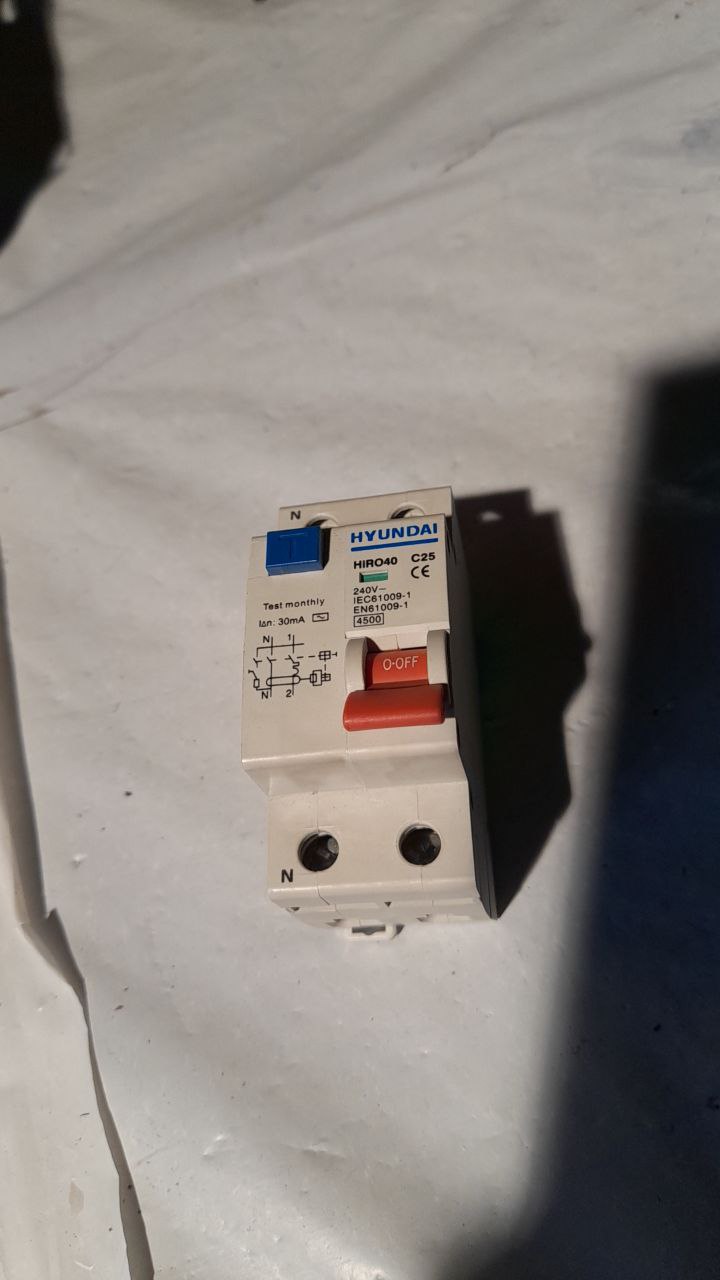 HIRO40-C 1N 25A