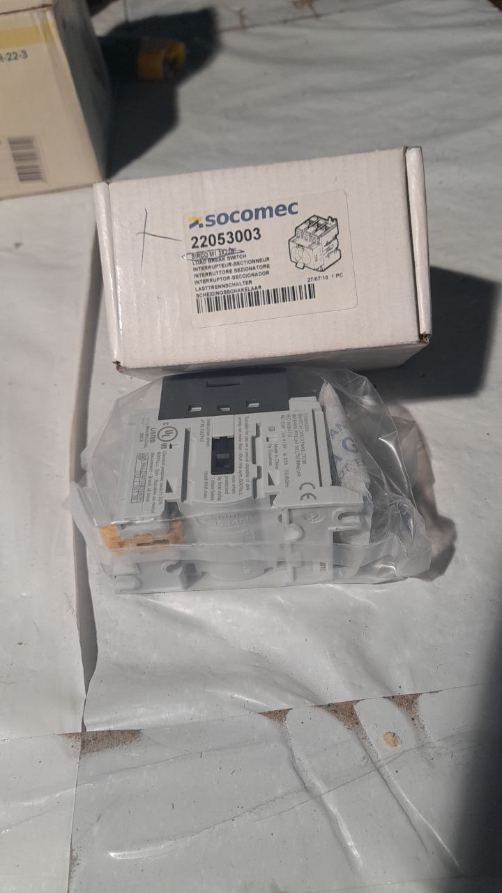 22053003