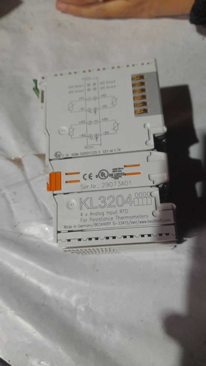 KL3204
