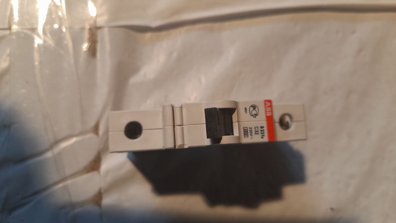 S231R C32