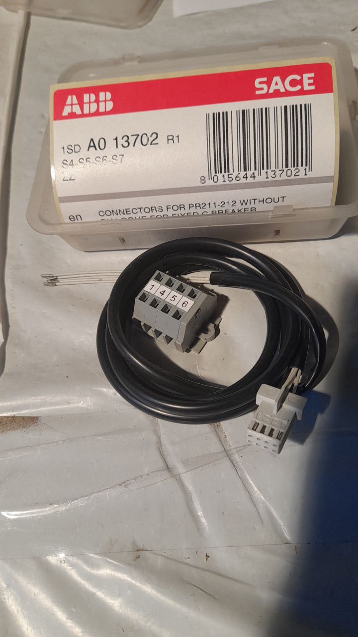 1SDA013702R1