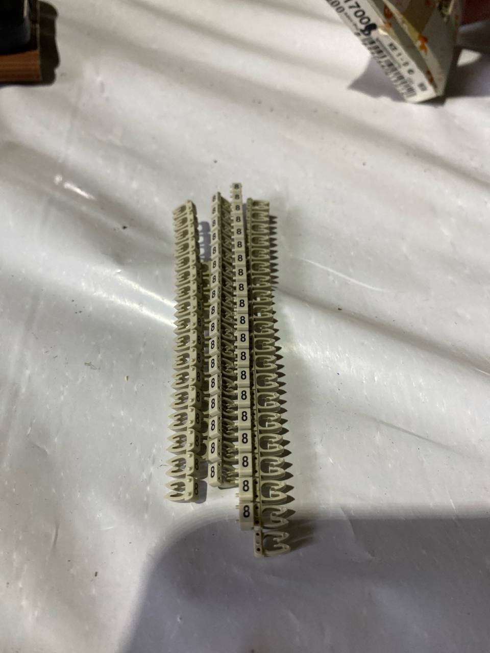 517008